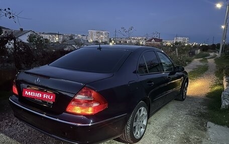 Mercedes-Benz E-Класс, 2005 год, 1 100 000 рублей, 3 фотография