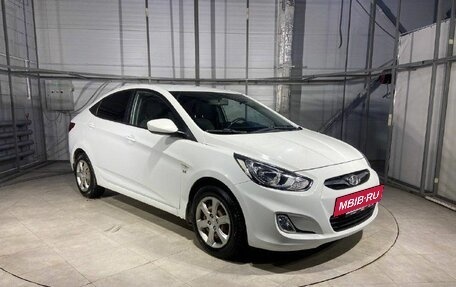 Hyundai Solaris II рестайлинг, 2013 год, 669 000 рублей, 3 фотография