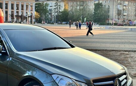 Mercedes-Benz E-Класс, 2011 год, 1 600 000 рублей, 2 фотография