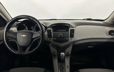 Chevrolet Cruze II, 2012 год, 750 000 рублей, 7 фотография