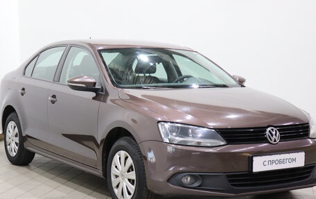 Volkswagen Jetta VI, 2014 год, 895 000 рублей, 3 фотография