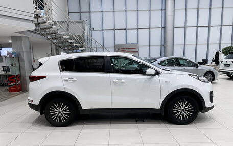 KIA Sportage IV рестайлинг, 2018 год, 1 899 000 рублей, 4 фотография