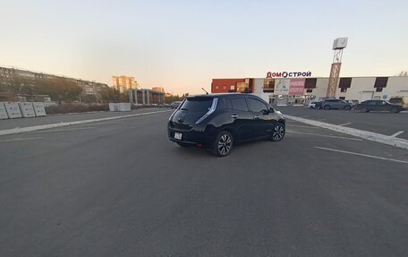 Nissan Leaf I, 2013 год, 900 000 рублей, 8 фотография