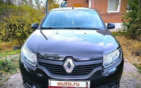 Renault Logan II, 2017 год, 1 070 000 рублей, 1 фотография