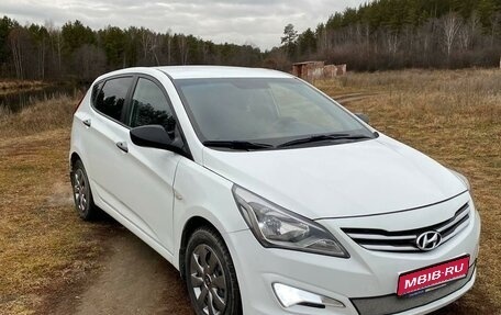 Hyundai Solaris II рестайлинг, 2014 год, 1 030 000 рублей, 1 фотография