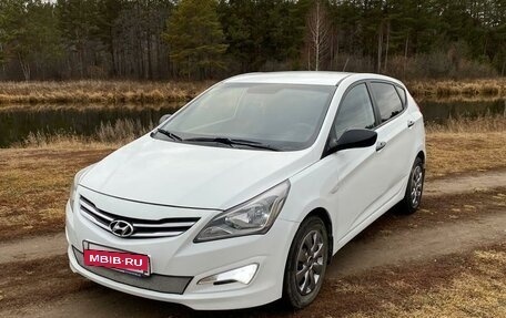 Hyundai Solaris II рестайлинг, 2014 год, 1 030 000 рублей, 8 фотография