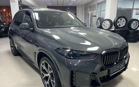 BMW X5, 2023 год, 13 000 000 рублей, 3 фотография