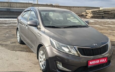 KIA Rio III рестайлинг, 2013 год, 900 000 рублей, 1 фотография