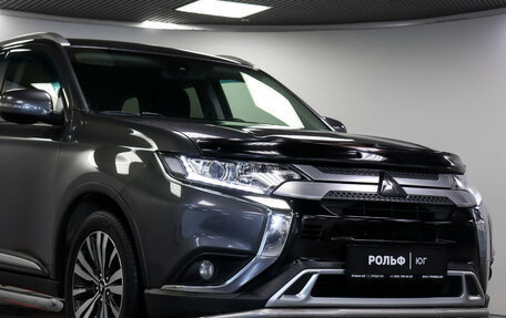 Mitsubishi Outlander III рестайлинг 3, 2019 год, 2 095 000 рублей, 16 фотография