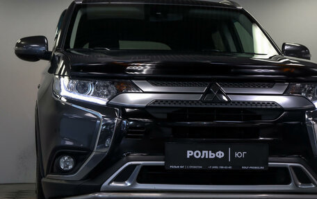 Mitsubishi Outlander III рестайлинг 3, 2019 год, 2 095 000 рублей, 17 фотография