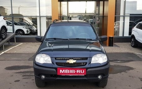 Chevrolet Niva I рестайлинг, 2018 год, 849 000 рублей, 2 фотография