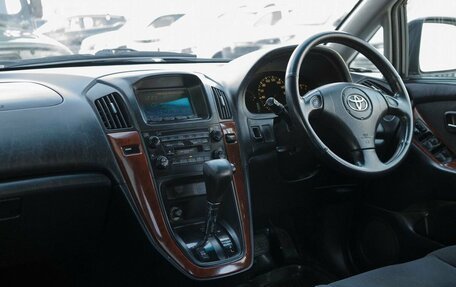 Toyota Harrier, 2001 год, 950 000 рублей, 10 фотография