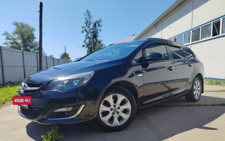 Opel Astra J, 2013 год, 1 030 000 рублей, 11 фотография