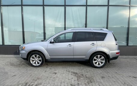 Mitsubishi Outlander III рестайлинг 3, 2010 год, 1 399 000 рублей, 2 фотография