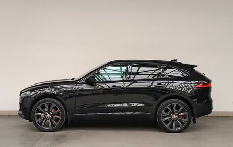 Jaguar F-Pace, 2018 год, 5 400 000 рублей, 8 фотография