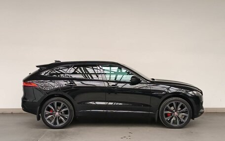 Jaguar F-Pace, 2018 год, 5 400 000 рублей, 4 фотография