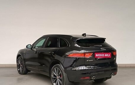 Jaguar F-Pace, 2018 год, 5 400 000 рублей, 7 фотография