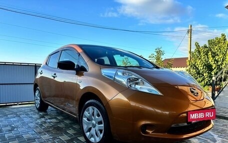 Nissan Leaf I, 2017 год, 1 270 000 рублей, 3 фотография