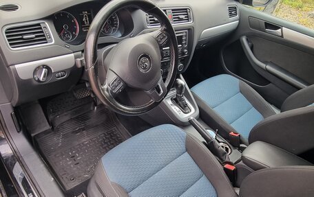 Volkswagen Jetta VI, 2013 год, 1 200 000 рублей, 5 фотография