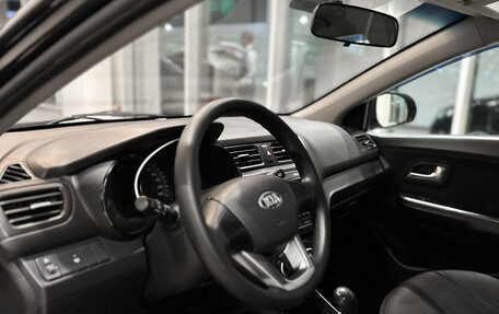 KIA Rio III рестайлинг, 2013 год, 857 000 рублей, 10 фотография