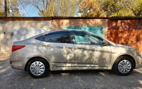 Hyundai Solaris II рестайлинг, 2013 год, 790 000 рублей, 3 фотография