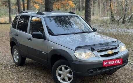 Chevrolet Niva I рестайлинг, 2013 год, 599 000 рублей, 5 фотография