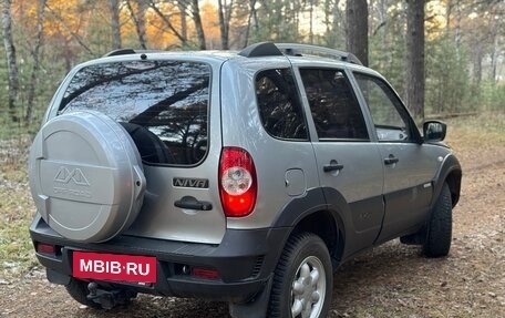 Chevrolet Niva I рестайлинг, 2013 год, 599 000 рублей, 4 фотография