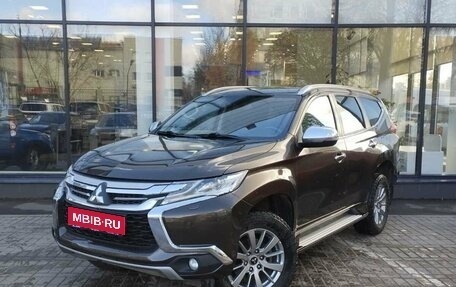 Mitsubishi Pajero Sport III рестайлинг, 2017 год, 2 480 000 рублей, 1 фотография