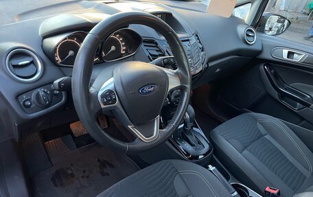 Ford Fiesta, 2015 год, 899 000 рублей, 8 фотография