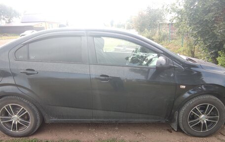 Chevrolet Aveo III, 2013 год, 650 000 рублей, 2 фотография