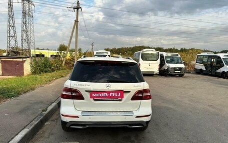 Mercedes-Benz M-Класс, 2012 год, 2 550 000 рублей, 3 фотография