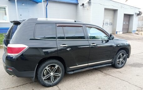 Toyota Highlander III, 2011 год, 2 100 000 рублей, 15 фотография