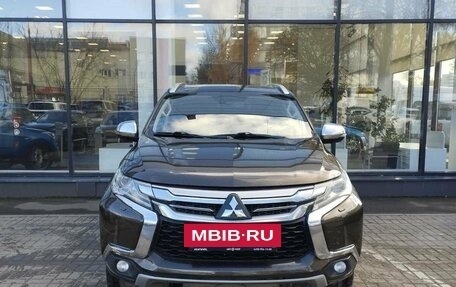 Mitsubishi Pajero Sport III рестайлинг, 2017 год, 2 480 000 рублей, 2 фотография