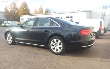 Audi A8, 2010 год, 1 900 000 рублей, 22 фотография