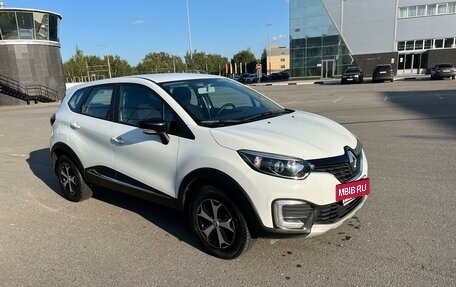 Renault Kaptur I рестайлинг, 2019 год, 2 030 000 рублей, 3 фотография