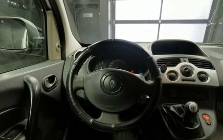 Renault Kangoo II рестайлинг, 2012 год, 695 000 рублей, 9 фотография