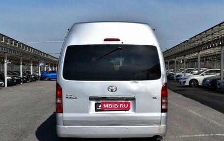 Toyota HiAce H200, 2011 год, 1 545 000 рублей, 5 фотография