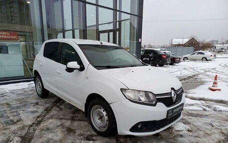 Renault Sandero II рестайлинг, 2016 год, 888 000 рублей, 3 фотография