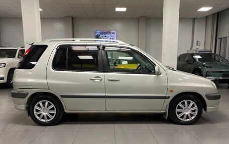 Toyota Raum I, 2002 год, 545 000 рублей, 6 фотография