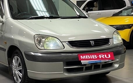 Toyota Raum I, 2002 год, 545 000 рублей, 15 фотография