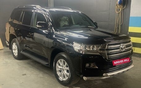 Toyota Land Cruiser 200, 2015 год, 5 800 000 рублей, 4 фотография