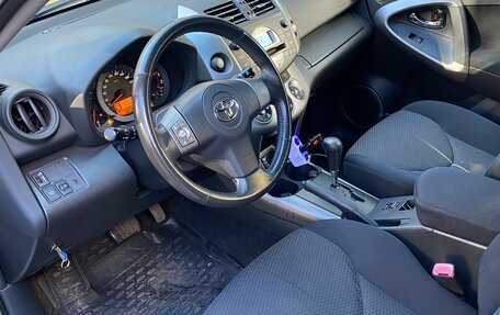 Toyota RAV4, 2006 год, 1 050 000 рублей, 8 фотография