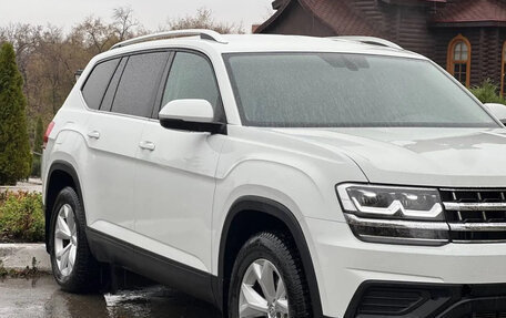 Volkswagen Teramont I, 2018 год, 3 650 000 рублей, 3 фотография