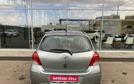 Toyota Vitz, 2009 год, 690 000 рублей, 6 фотография