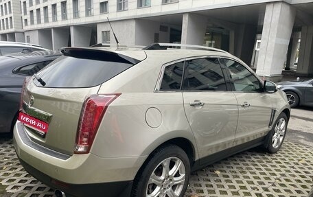 Cadillac SRX II рестайлинг, 2014 год, 1 850 000 рублей, 12 фотография