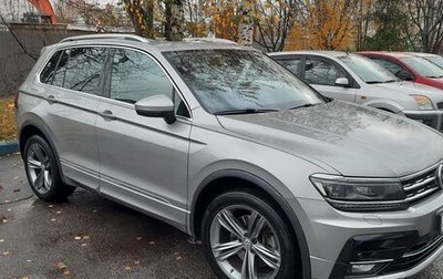 Volkswagen Tiguan II, 2018 год, 3 300 000 рублей, 1 фотография