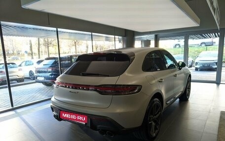 Porsche Macan I рестайлинг, 2024 год, 11 850 000 рублей, 6 фотография