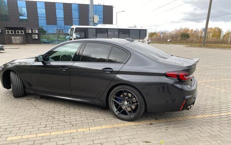 BMW 5 серия, 2018 год, 3 499 999 рублей, 11 фотография