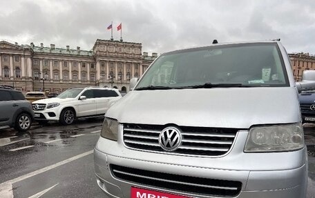 Volkswagen Multivan T5, 2004 год, 1 300 000 рублей, 4 фотография