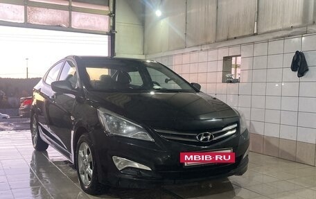 Hyundai Solaris II рестайлинг, 2014 год, 1 100 000 рублей, 2 фотография